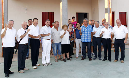 Foto ricordo dell'inaugurazione