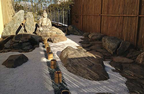Il Giardino della Meditazione nell'ashram di Anima Universale